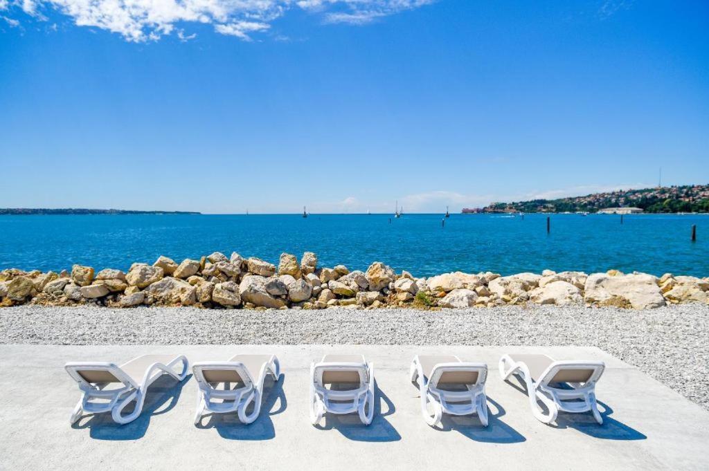 Villa Floating Sea House Aurora à Portorož Extérieur photo
